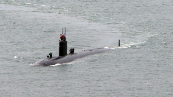  [서소문사진관]미 핵추진 잠수함 ‘샤이엔’ 현충일인 6일 부산 입항