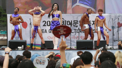 다음달 14~15일 퀴어문화축제 서울광장에서 열려...기독교 단체 반발