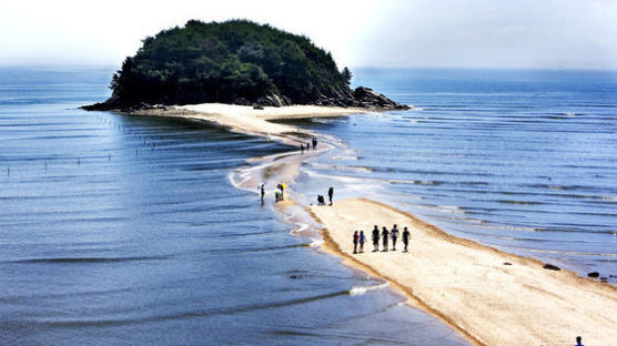 CNN이 선정한 한국의 아름다운 섬 33개