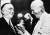 1955년 드와이트 아이젠하워(오른쪽)로부터 메달을 수여받고 있는 에드거 후버(왼쪽) 당시 FBI 국장. [중앙포토]