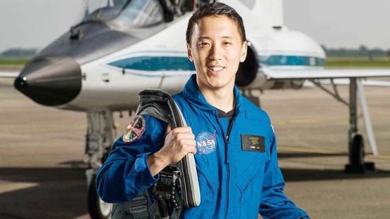 [단독] ‘네이비실’출신 한인 의사, 우주비행사 후보 됐다