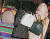구찌의 아이코닉 아이템 GG 마몽 라인은 앤틱한 골드 브라스 GG 로고 클로저와 함께 최상의 송아지 가죽인 아폴로를 사용한 제품이다. [사진 구찌]