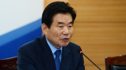 김진표 국정기획자문위원장 "부동산 보유세 올리고 거래세 낮춘다"