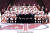 2001-2002시즌 NHL 뉴저지 데빌스에서 한솥밥을 먹었던 케빈 콘스탄틴 감독(맨 아랫줄 왼쪽에서 다섯째)과 빌 머레이 트레이너(두번째 줄 가장 오른쪽) [사진 대명]
