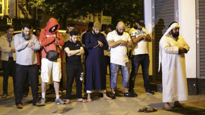 런던 세 번째‘차량 테러’…1명 사망, 10명 부상