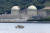 일본 후쿠이현 다카하마 원전 3호기(왼쪽)는 다음 달 4일부터 재가동한다. [다카하마 AFP=연합뉴스]