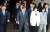 문재인 대통령이 김정숙여사의 발걸음을 지켜보고 있다. 우상조 기자