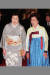 이희호 여사와 오부치 치즈코 일본 총리 부인이 1999년 3월20일 청와대에서 열린 공식만찬에 한일 양국의 전통의상인 한복과 기모노를 입고 걸어오고 있다. [연합뉴스]