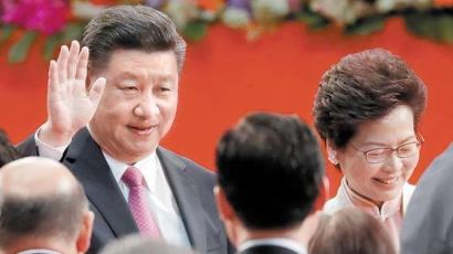 시진핑 “정부에 도전 절대 용인않겠다”… 홍콩 독립 강력 경고