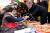 2012년 당시 민주통합당 대선후보였던 문재인 대통령의 모습. 왼쪽 팔목에 &#39;노무현 대통령 시계&#39;를 차고 있다. [중앙포토]