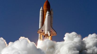"우주에 뭐가 있다고"…테슬라·아마존이 로켓·위성 개발하는 까닭은