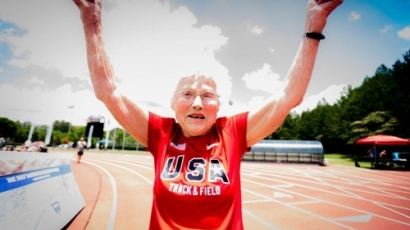 91m를 39초에 달린 '허리케인' 101세 할머니