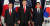 문재인 대통령(왼쪽)과 도널드 트럼프 미국 대통령, 아베 신조 일본 총리가 6일 오후(현지시간) G20 정상회의가 열리는 독일 함부르크 시내 미국총영사관에서 열린 한미일 정상만찬에서 기념촬영을 하고 있다. [연합뉴스]