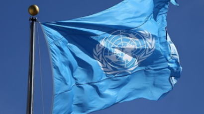 유엔, '핵무기 전면 금지' 조약 채택…141개국 참여