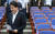 국민의당 정동영 의원이 7일 오전 국회 본청에서 열린 의원총회에 참석해 자리로 향하고 있다. [연합뉴스]