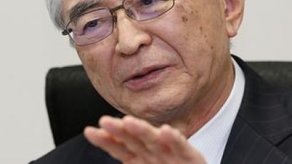 도쿄전력 회장 "원자력 버리면 일본 경제 쇠퇴"