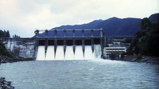 폭우에 수위조절 논란 괴산댐…50대 댐 관리소장 숨진채 발견