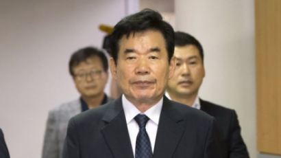 '선거법 위반 혐의' 김진표 의원, 항소심서 '벌금 90만원'…당선무효형 면해