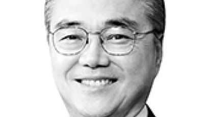 [비즈 칼럼] 중국 바짝 쫓아오는데, 기업하기 너무 힘든 한국