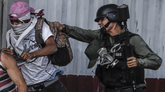 시계제로 베네수엘라…4개월 간 100여 명 사망