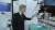 서울에서 열린 &#39;세계미세수술학술대회&#39;에서 제품을 홍보하는 나카무라 사장.[사진 KBS 방송화면]