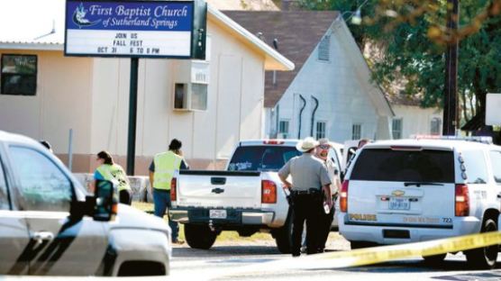 또, 총기 난사…텍사스 교회서 최소 26명 사망 
