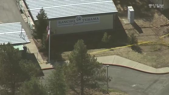 美캘리포니아 초등학교 인근서 총격 사건…최소 15명 사상 추정
