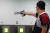 21일 인도네시아 팔렘방 자카바링 스포츠 시티 사격장에서 열린 2018 자카르타-팔렘방 아시안게임 사격 남자 10미터 공기소총 예선, 진종오가 조준선을 정렬하고 있다. [연합뉴스]