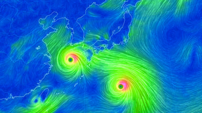 서쪽은 ‘솔릭’ 동쪽은 ‘시마론’… 일본 쌍태풍 비상