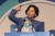 더불어민주당 남인순 최고위원 후보가 25일 오후 서울 올림픽 체조경기장에서 열린 전국대의원대회에서 정견발표를 하고 있다. [연합뉴스]