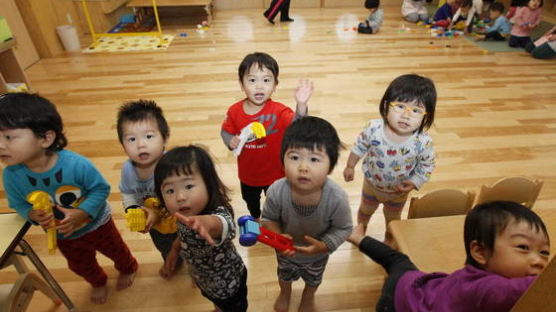 저출산 늪 빠진 일본, 보육소 설립에 팔 걷어붙여