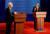 지난 2008년 공화당 대선후보로 나선 매케인이 미시시피 대학에서 열린 첫번째 대선토론에서 버락 오바마 당시 민주당 대선후보와 공방을 벌이고 있다.[로이터=연합뉴스]