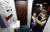 경찰과 동행취재 / 24일 오후 영등포의 한 음식점에서 경찰관과 수습기자가 남녀공용화장실을 살펴보고 있다. / 20160524 전민규 기자