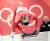 평창 동계올림픽 남자 스켈레톤 종목에서 금메달을 딴 윤성빈 선수의 힘찬 스타트 모습. 윤 선수는 주행 중 가속도를 높이기 위해 몸무게를 17kg이나 늘렸다. [연합뉴스]