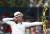28일 오후(현지시간) 인도네시아 자카르타 겔로라 붕 카르노(GBK) 양궁장에서 열린 2018 자카르타·팔렘방 아시안게임 양궁 남자 컴파운드 결승 한국 대 인도 경기에서 김종호가 과녁을 조준하고 있다. [연합뉴스]