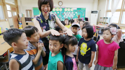 “교사 부담 커진다”…저학년 '오후 3시 하교' 제안 반발하는 초등교육계 