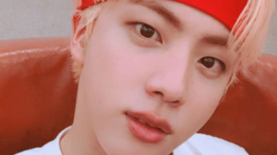BTS' Eldest JIN Talks about the Group's 'Contract Renewal'…