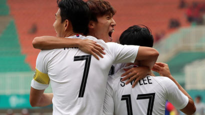 [속보] 이승우, 후반10분 추가골…한국, 베트남에 3-0 앞서가 