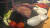 삿포로 바베큐의 대표 메뉴인 양갈비. 양파, 방울토마토, 대파, 마늘쫑 등과 함께 구워준다.