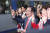자유한국당 홍준표 전 대표가 지난해 9월 29일 오후 서울역에서 추석 귀성길에 오른 시민들에게 인사를 하고 있다. [연합뉴스]