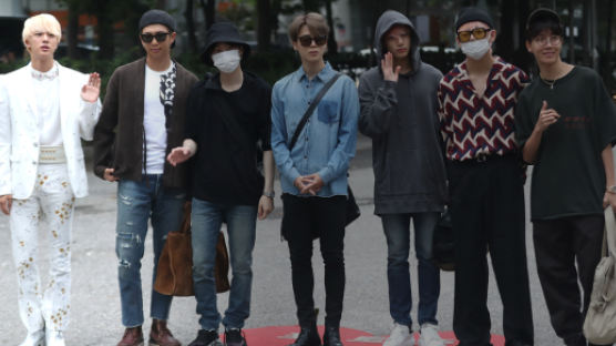 The Reason Behind BTS' JIN Wearing an Eye-Catching Outfit Was…