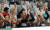 박지수와 김한별 등 단일팀 선수들이 승리의 순간에 환호하고 있다. 자카르타=김성룡 기자