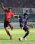 1일 오후 인도네시아 보고르 파칸사리 스타디움에서 열린 2018 자카르타·팔렘방 아시안게임 U-23 남자축구 결승전 대한민국과 일본의 경기에서 황희찬에 앞서 일본 수비가 볼을 걷어내고 있다. [뉴스1]