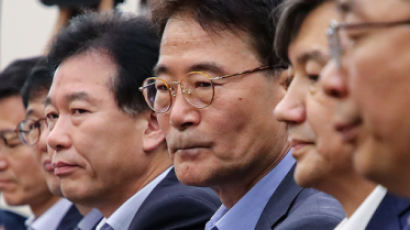장하성 '강남 발언' 논란에···총리까지 나서 이례적 경고