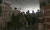 6일 밤 정전된 하코다테 공항의 매점에 모여있는 승객들.[AP=연합뉴스] 