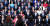  제20대 국회의원들이 6일 서울 여의도 국회 본청 앞 계단에서 열린 국회 개원 70주년 단체 기념사진 촬영에서 국회 직원들의 포즈 교육에 환하게 웃고 있다. [뉴스1]