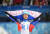2014년 2월 15일 소치 겨울올림픽 쇼트트랙 1000m 결선에서 1위로 들어온 뒤 러시아 국기를 두르고 있는 빅토르 안(안현수) 선수. [중앙포토]