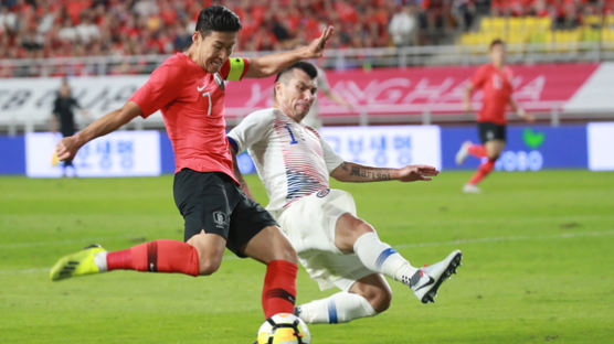“홍철 부상 악재…” 한국 vs 칠레, 전반 접전 0-0 종료 