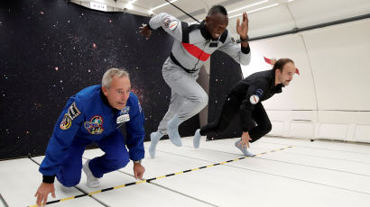 [서소문사진관]지구에서 가장 빠른 사나이는 우주에서도 빠를까?