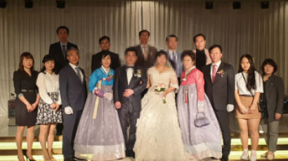 “탈북민도 한 가족”…경찰 도움으로 결혼한 40대 탈북민 